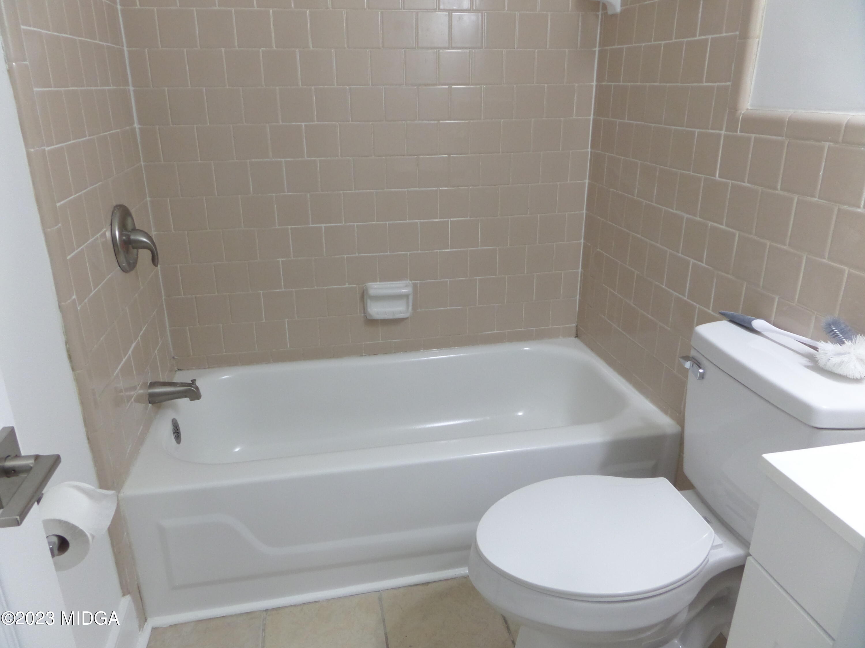 207 Sunstede Road Warner Robins, GA 31093 - Photo 8 of 10 2nd Bath