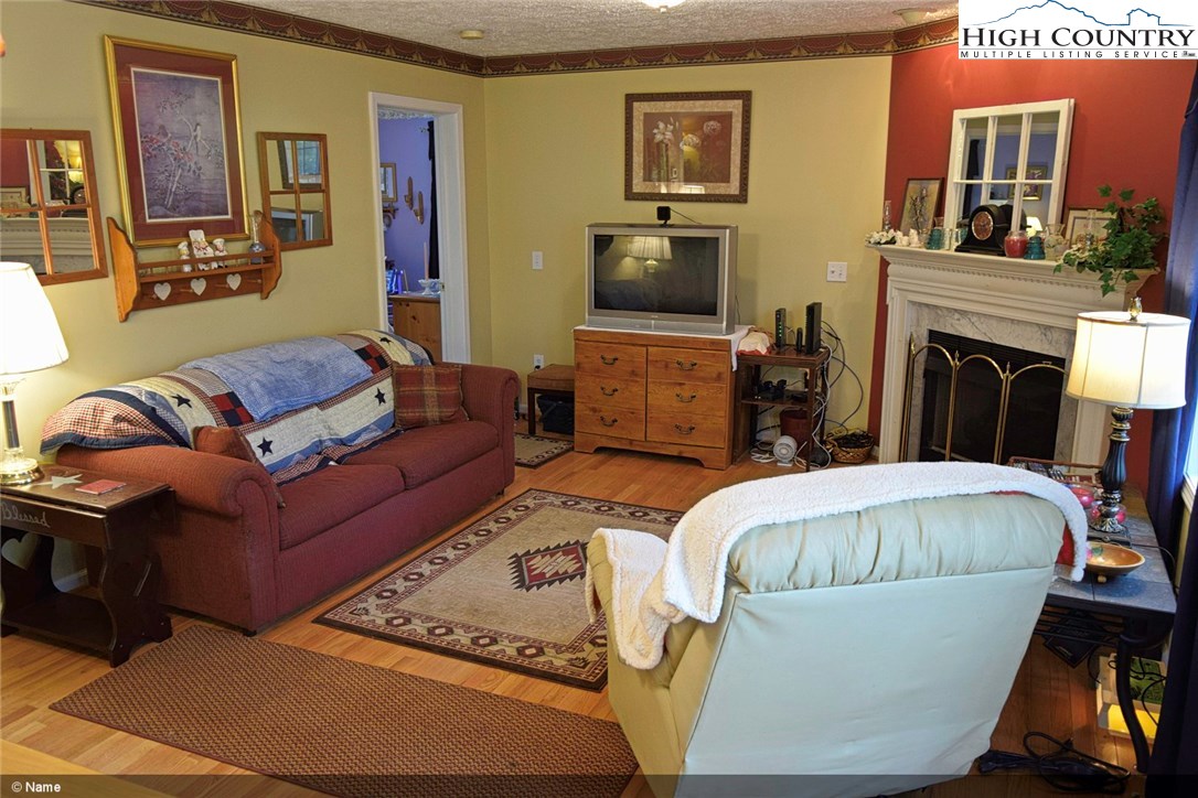 423 Autumn Run Road West Jefferson, NC 28694 - Photo 18 of 50 Gallery Image 18