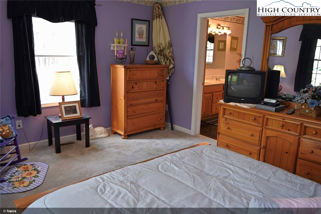 423 Autumn Run Road West Jefferson, NC 28694 - Photo 23 of 50 Gallery Image 23