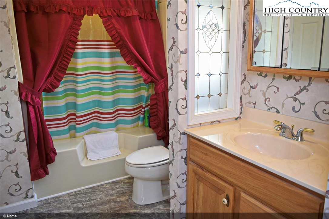 423 Autumn Run Road West Jefferson, NC 28694 - Photo 42 of 50 Gallery Image 42