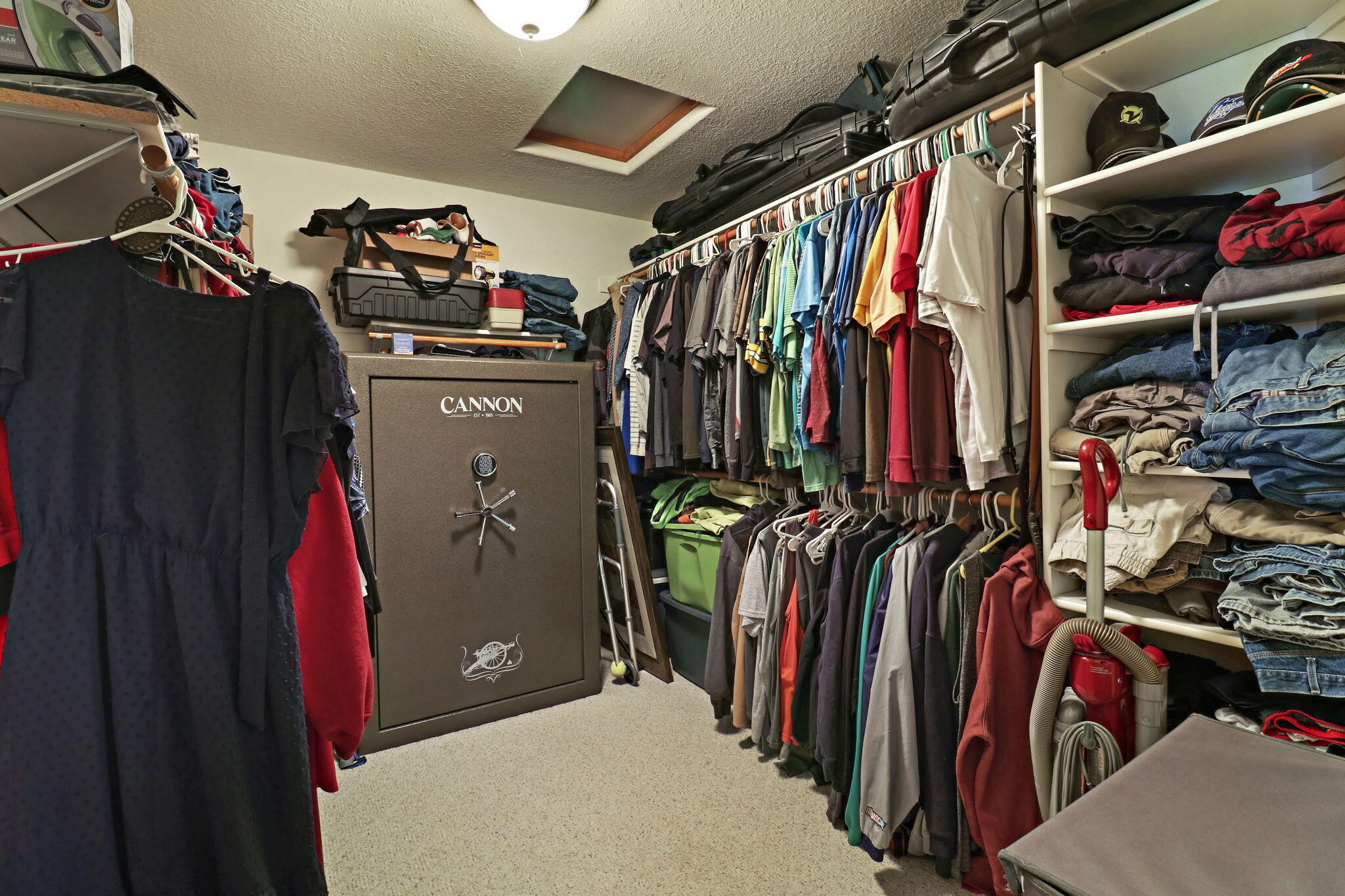 867 River Ridge Circle Waterford, WI 53185 - Photo 21 of 39 Master Closet