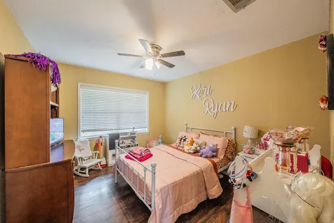 $249,990 | 613 Overlook Drive North, Kerens, TX 75144