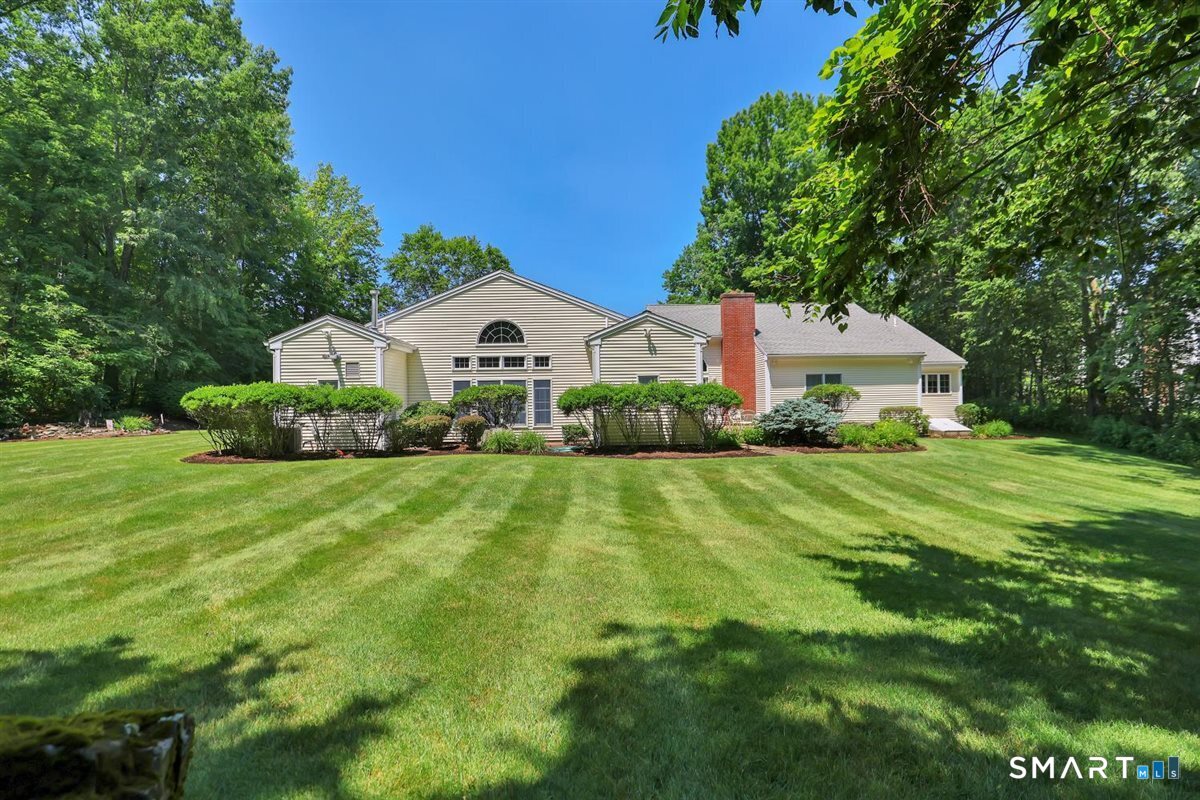 270 Copper Ridge Southington, CT 06489 - Photo 5 of 13