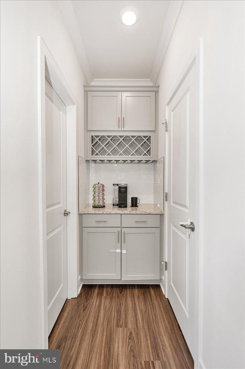 809 Teacher MItchell Road Glen Burnie, MD 21060 - Photo 22 of 54 Butler's Pantry