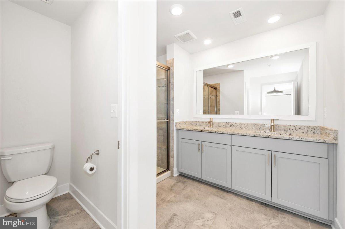 809 Teacher MItchell Road Glen Burnie, MD 21060 - Photo 29 of 54 Primary Bathroom