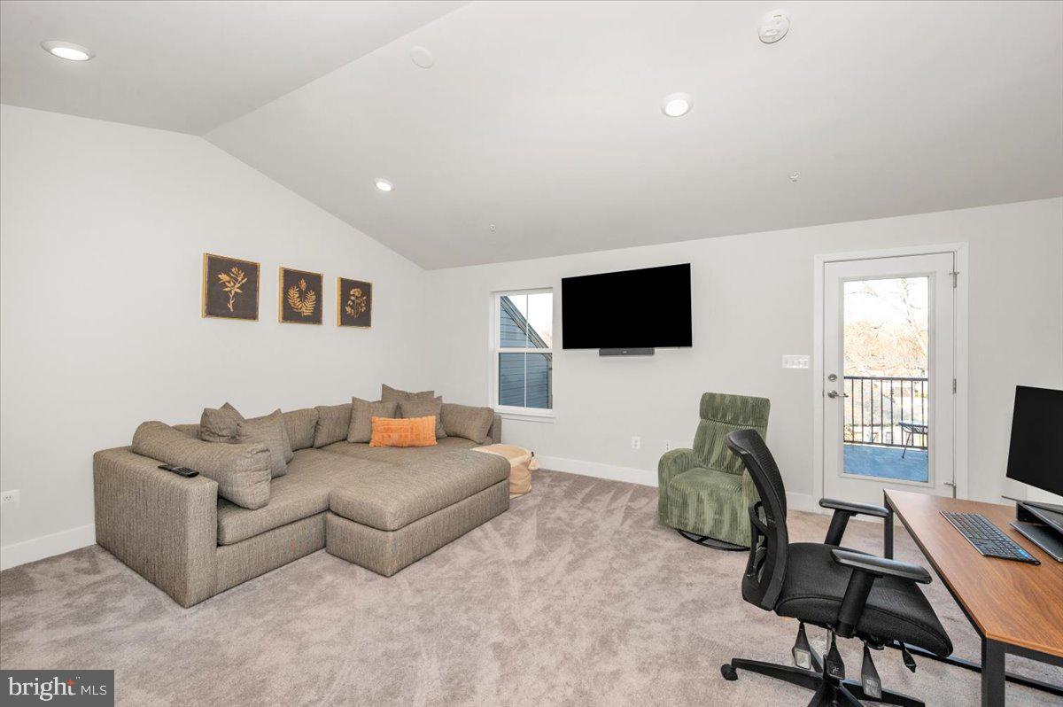 809 Teacher MItchell Road Glen Burnie, MD 21060 - Photo 36 of 54 Loft