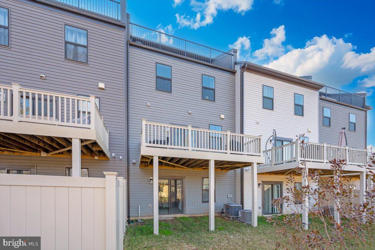 809 Teacher MItchell Road Glen Burnie, MD 21060 - Photo 46 of 54 Exterior Back