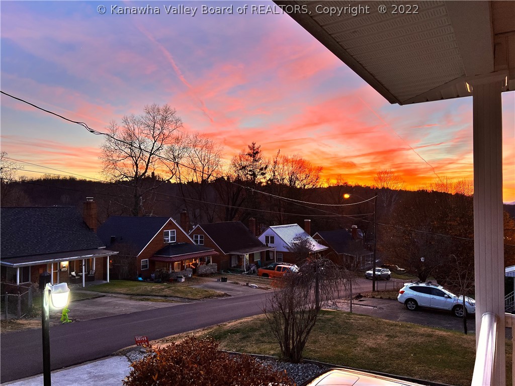 1660 Holderby Road Huntington, WV 25701 - Photo 2 of 19 Gallery Image 2