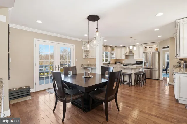 $895,000 | 16 Dulaney Hills Court, Cockeysville, MD 21030