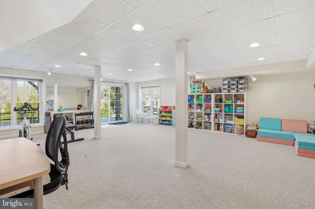 $895,000 | 16 Dulaney Hills Court, Cockeysville, MD 21030