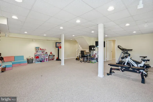 $895,000 | 16 Dulaney Hills Court, Cockeysville, MD 21030