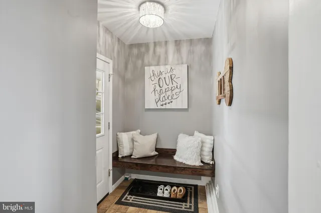 $895,000 | 16 Dulaney Hills Court, Cockeysville, MD 21030