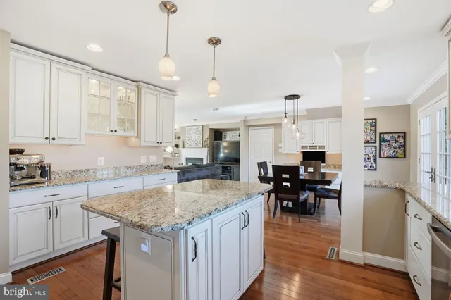 $895,000 | 16 Dulaney Hills Court, Cockeysville, MD 21030