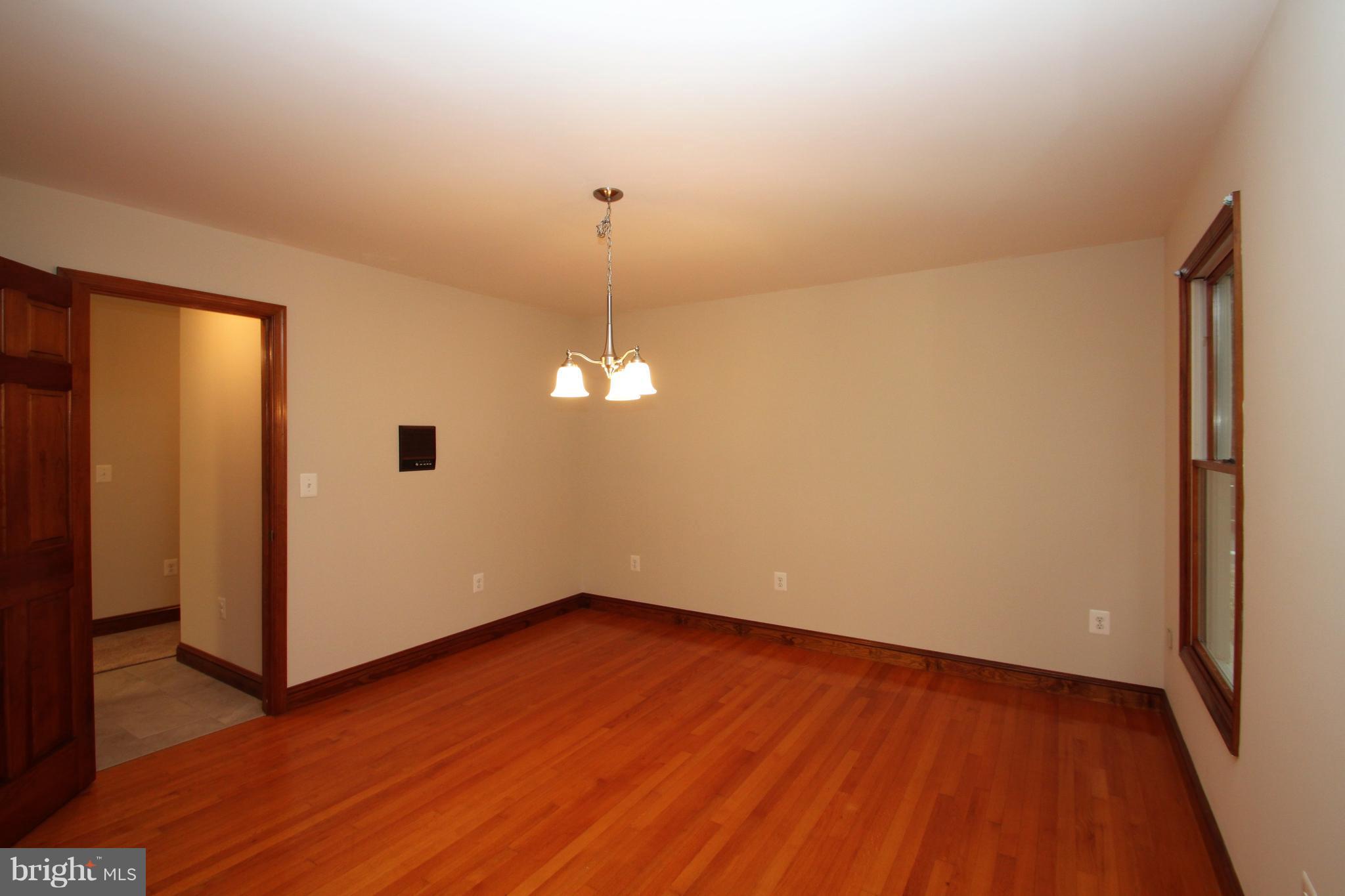 20111 Camp Road Culpeper, VA 22701 - Photo 12 of 30 Dining Room