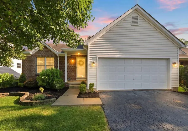 $369,900 | 1336 Harold Stewart Parkway, Pataskala, OH 43062