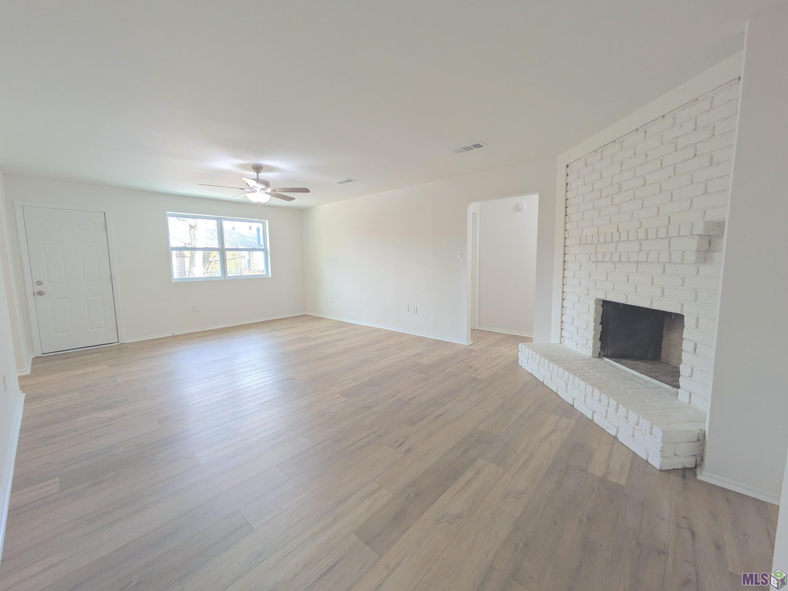 13771 Basin Court Baton Rouge, LA 70810 - Photo 2 of 17