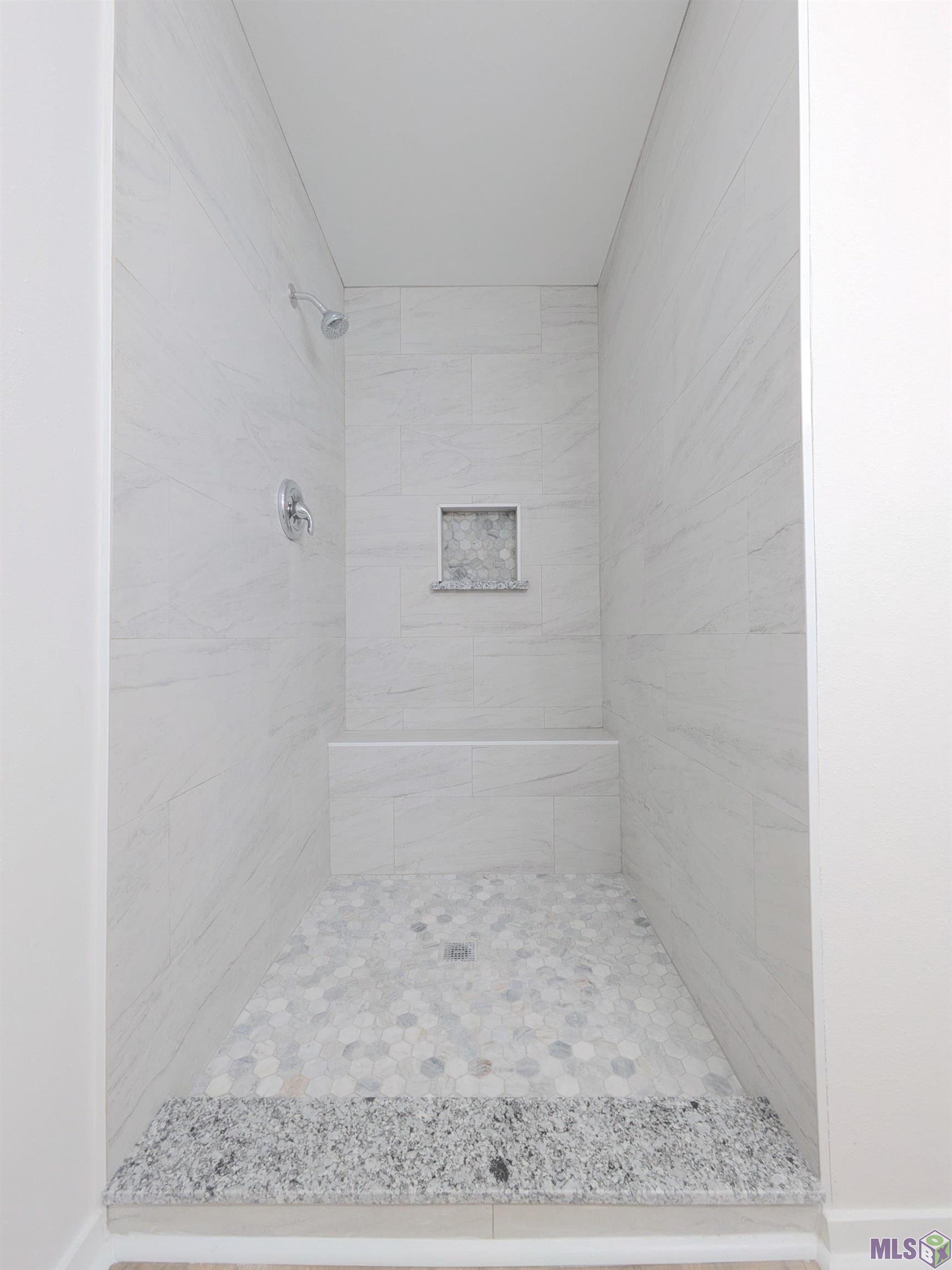 13771 Basin Court Baton Rouge, LA 70810 - Photo 9 of 17