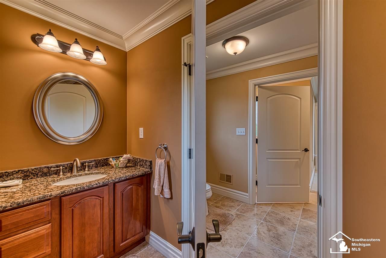 1055 Abbey Road Monroe, MI 48161 - Photo 23 of 45