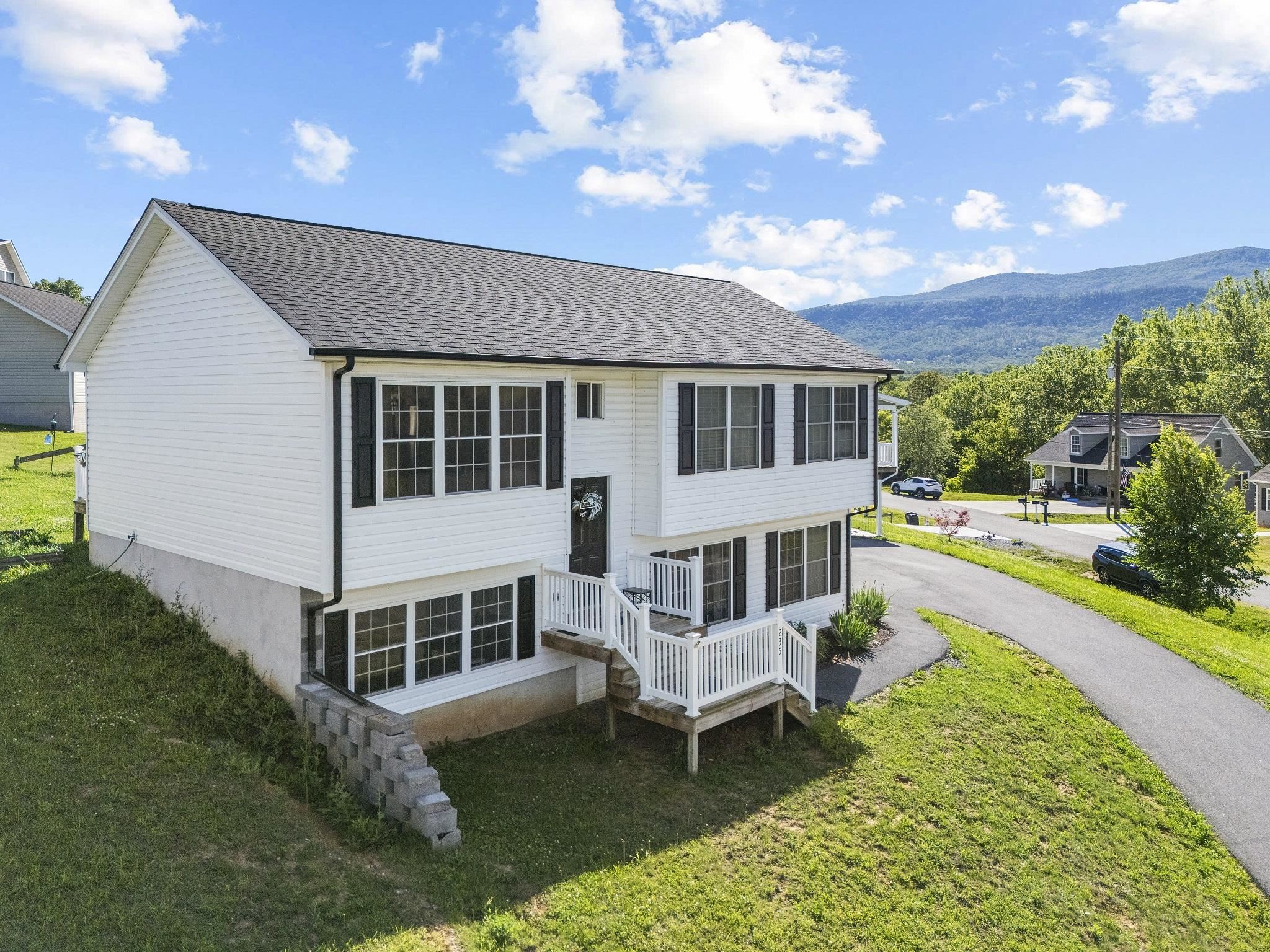 235 Locustdale Loop Shenandoah, VA 22849 - Photo 34 of 45