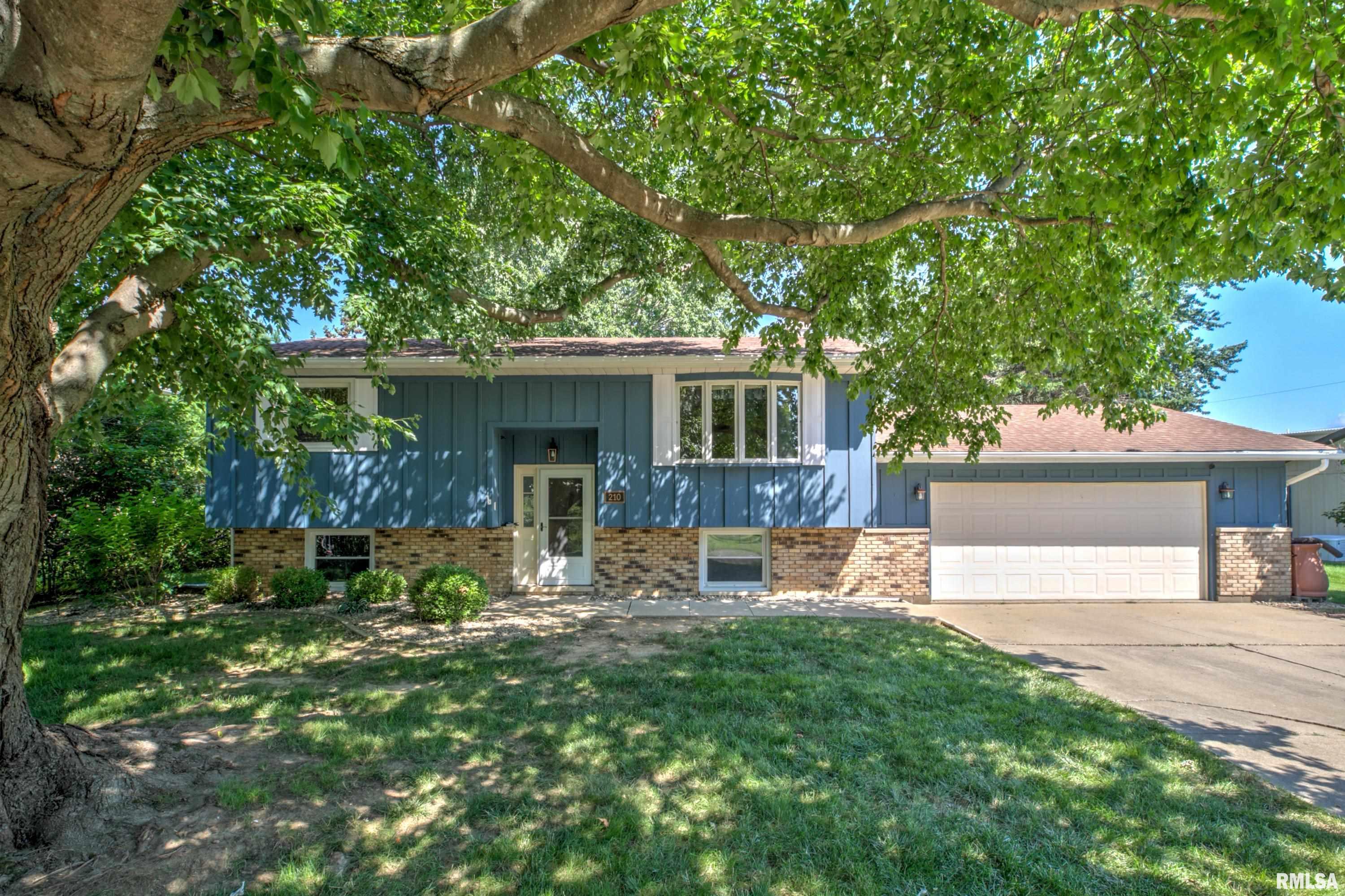 210 Dutch Lane Metamora, IL 61548 - Photo 2 of 55