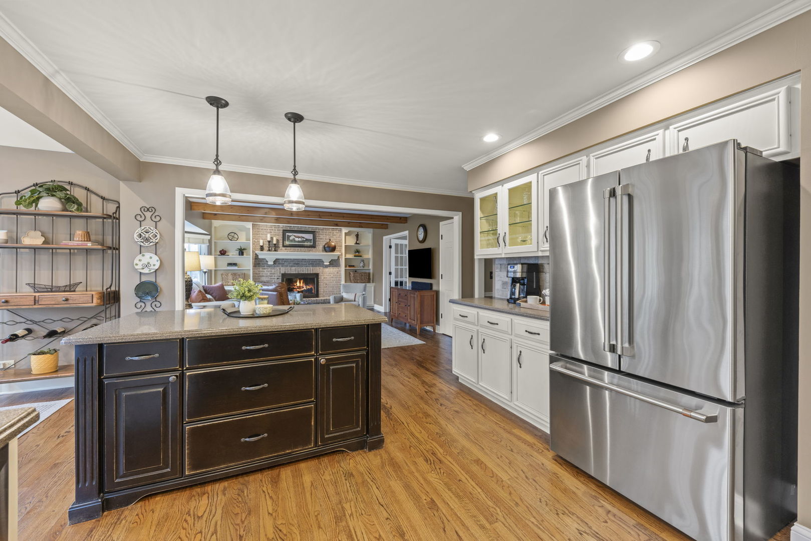 1698 Ithaca Drive Naperville, IL 60565 - Photo 11 of 36