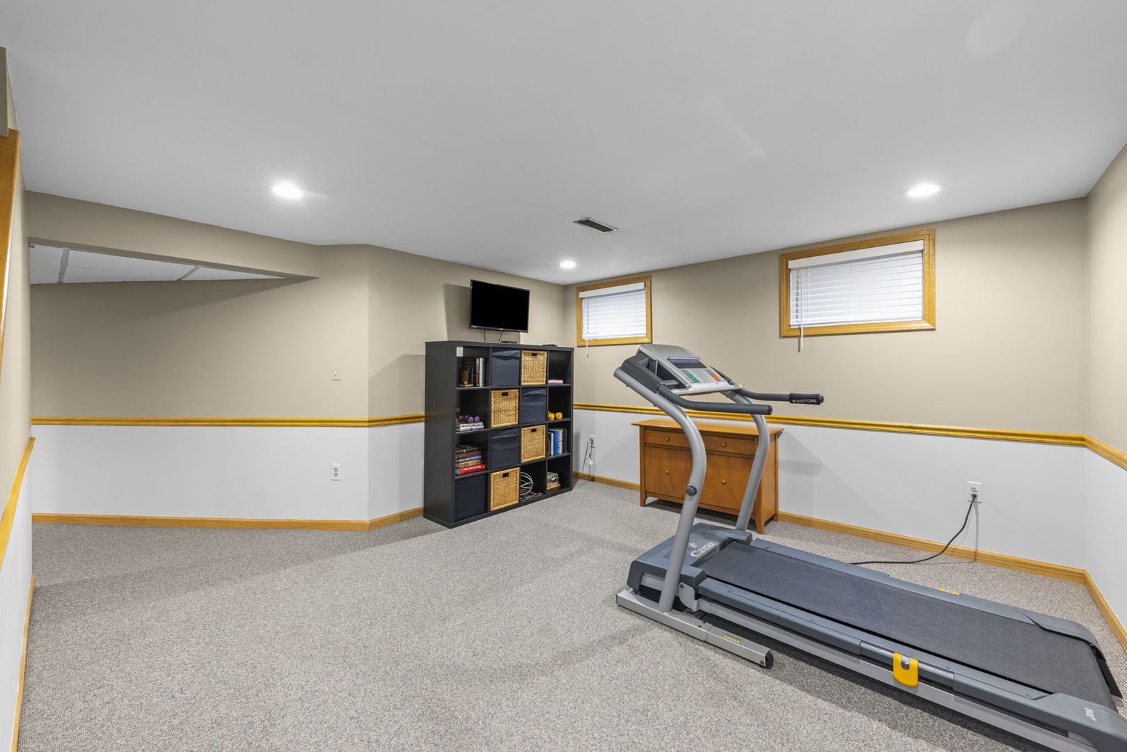 1698 Ithaca Drive Naperville, IL 60565 - Photo 26 of 36