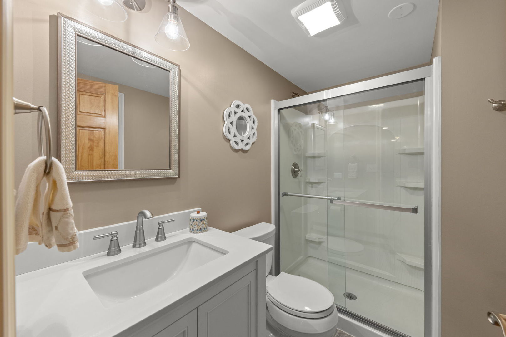 1698 Ithaca Drive Naperville, IL 60565 - Photo 27 of 36