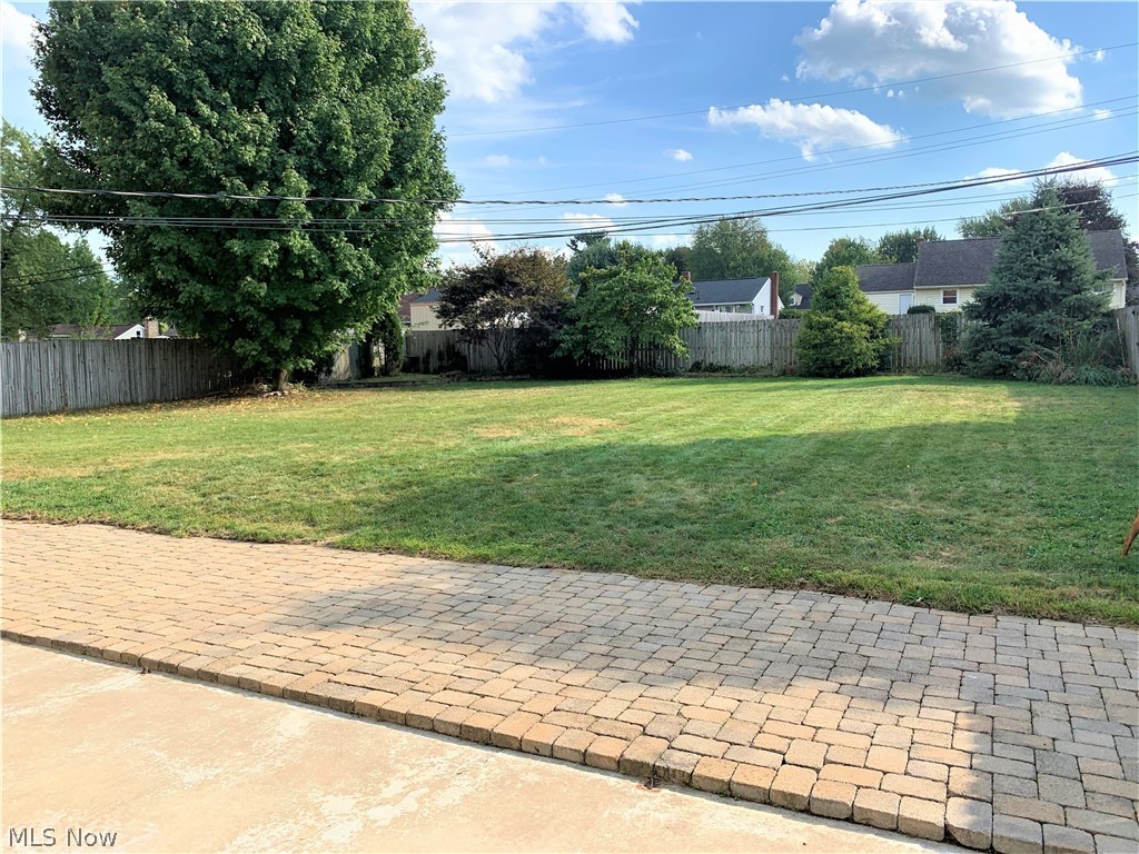 4202 22nd Street Northwest Canton, OH 44708 - Photo 3 of 25 Gallery Image 3