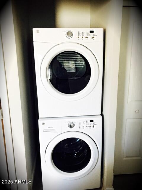 3011 North 38th Street, Unit 4 Phoenix, AZ 85018 - Photo 4 of 11 IMG_68701