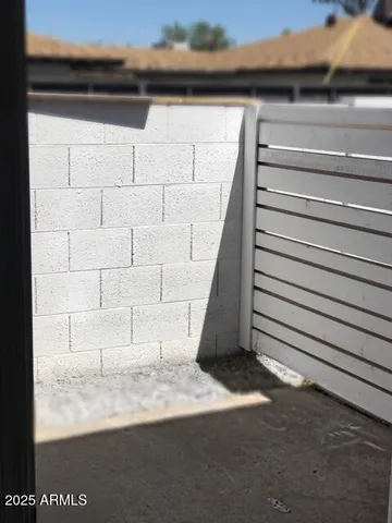 $1,195 | 3011 North 38th Street, Unit 4, Phoenix, AZ 85018