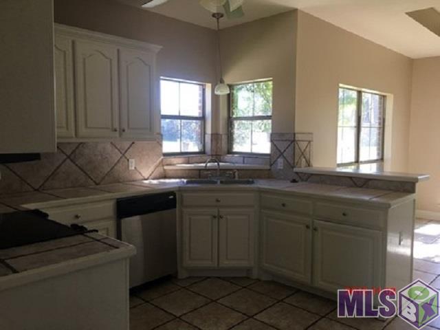 9129 Rue De Fluer Denham Springs, LA 70706 - Photo 3 of 3 Gallery Image 3