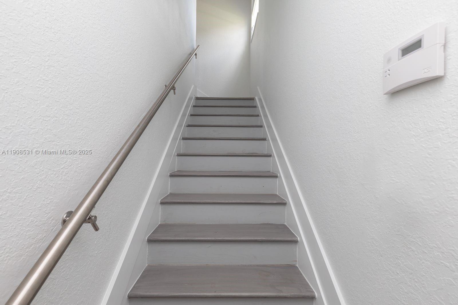 13216 Southwest 44th Street, Unit 11204 Miramar, FL 33027 - Photo 14 of 48 a view of entryway