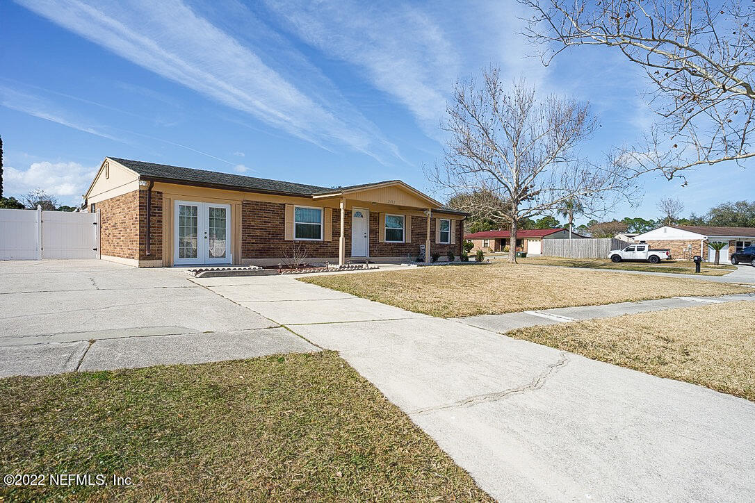 2512 Fernside Road Jacksonville, FL 32246 - Photo 3 of 25 Photo Feb 03, 3 37 17 PM