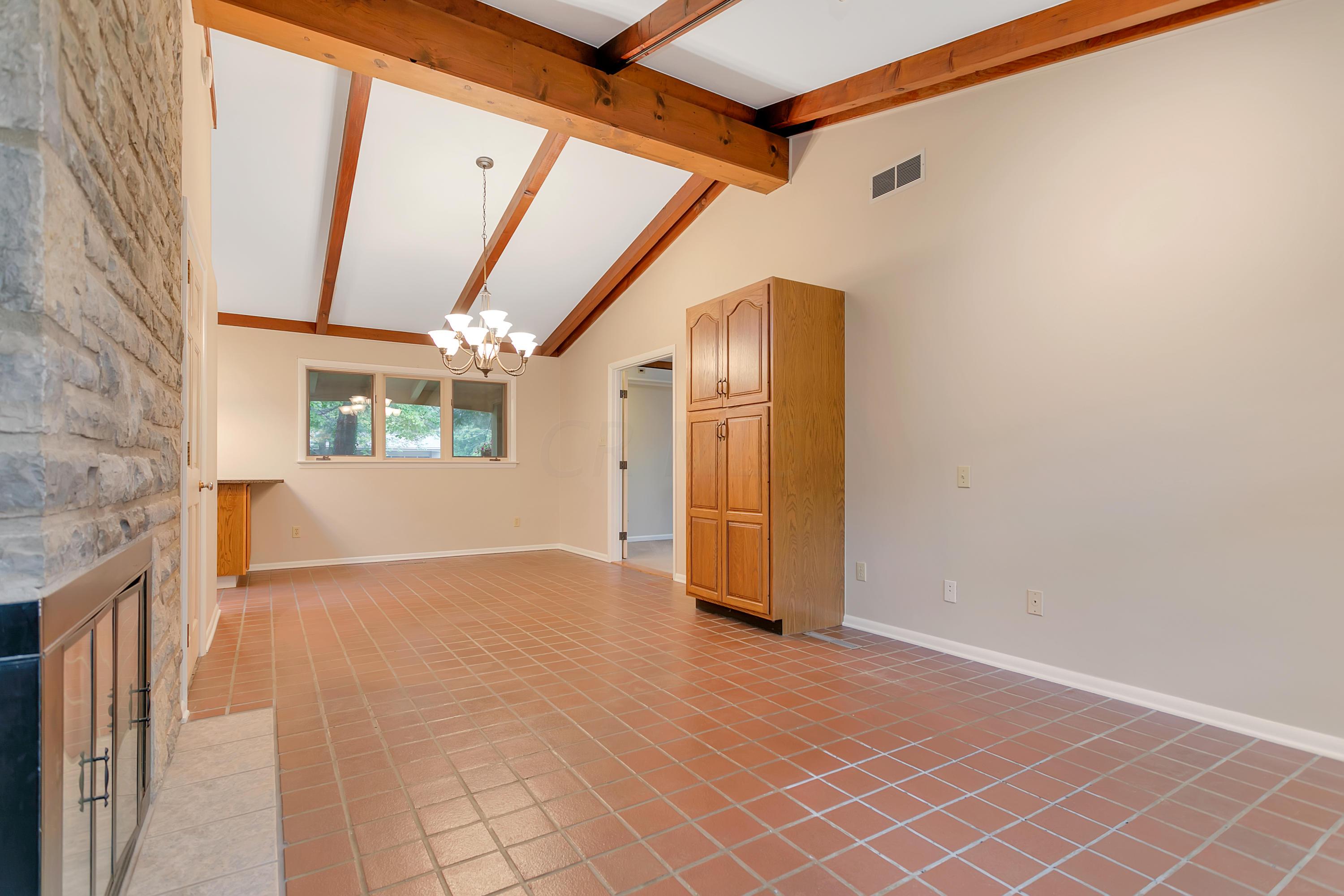 3379 Polley Road Columbus, OH 43221 - Photo 11 of 62 Gallery Image 11