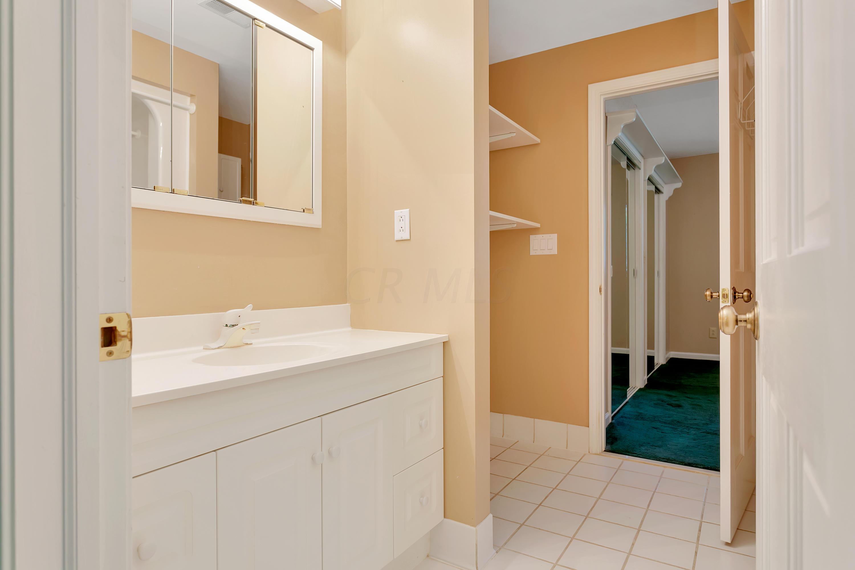 3379 Polley Road Columbus, OH 43221 - Photo 40 of 62 Gallery Image 40