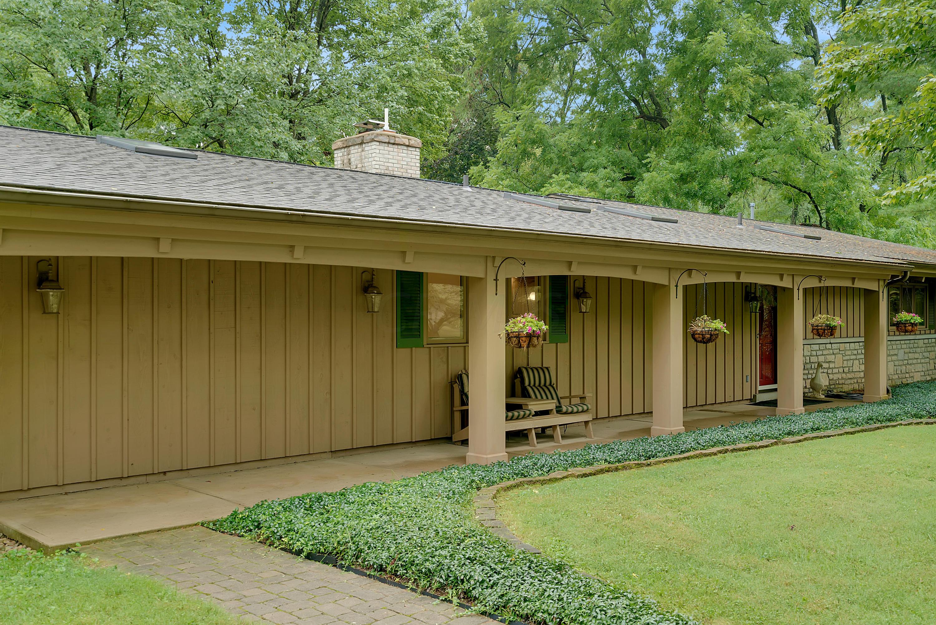 3379 Polley Road Columbus, OH 43221 - Photo 4 of 62 Gallery Image 4