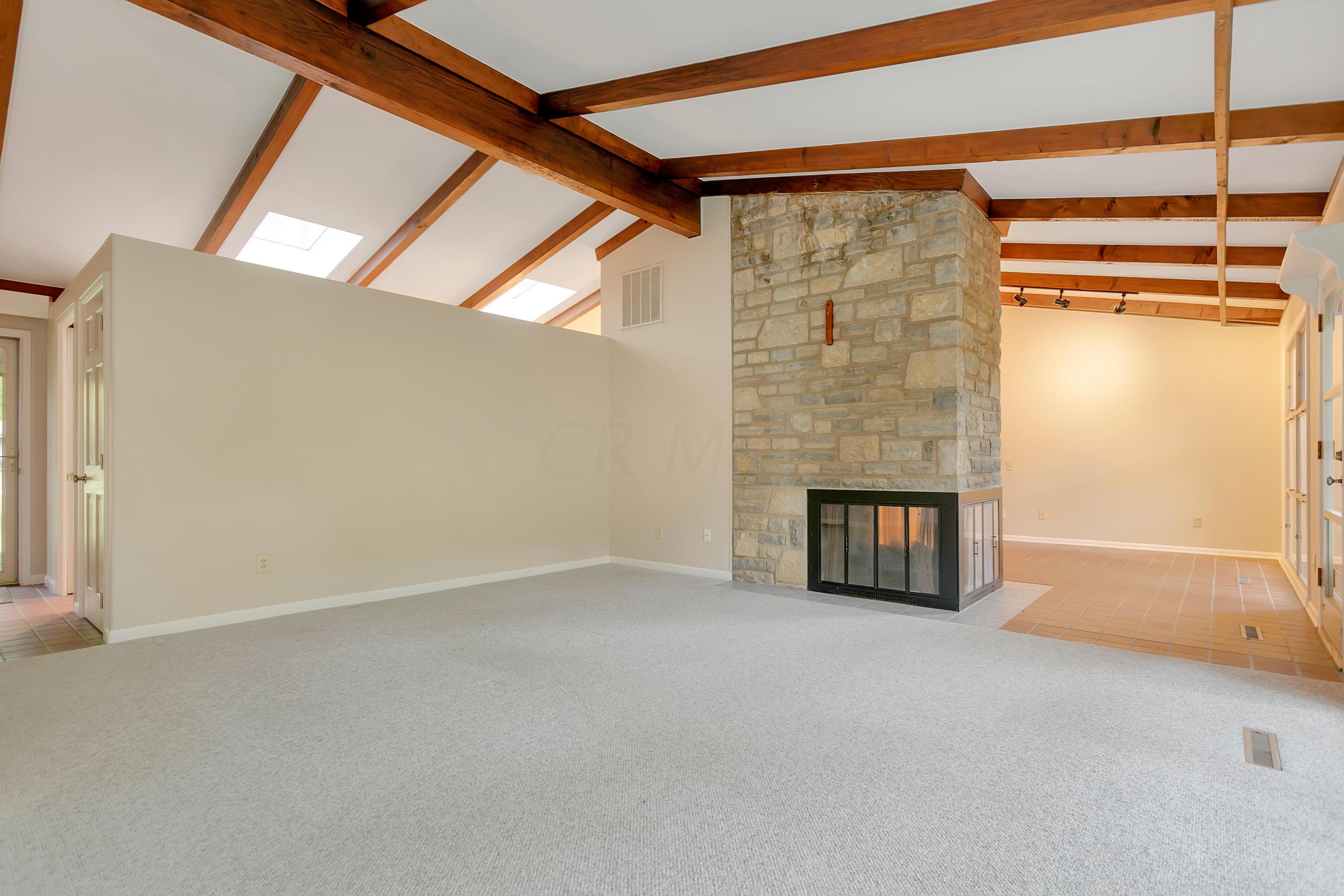 3379 Polley Road Columbus, OH 43221 - Photo 8 of 62 Gallery Image 8