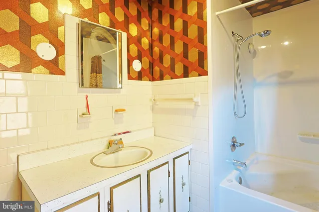 $217,750 | 604 Kent Avenue, Cumberland, MD 21502