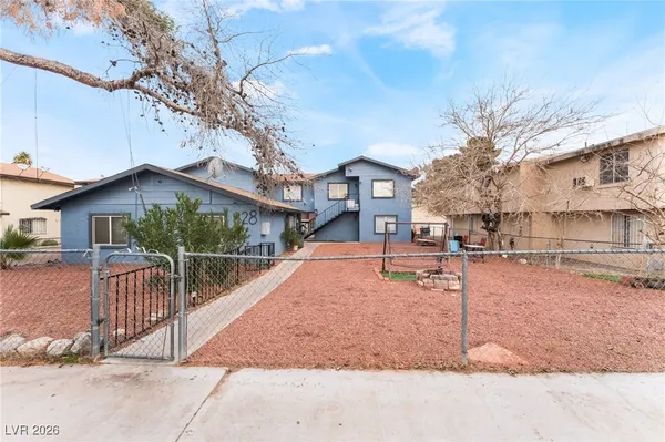 $649,900 | 828 North Sagman Street, Las Vegas, NV 89101