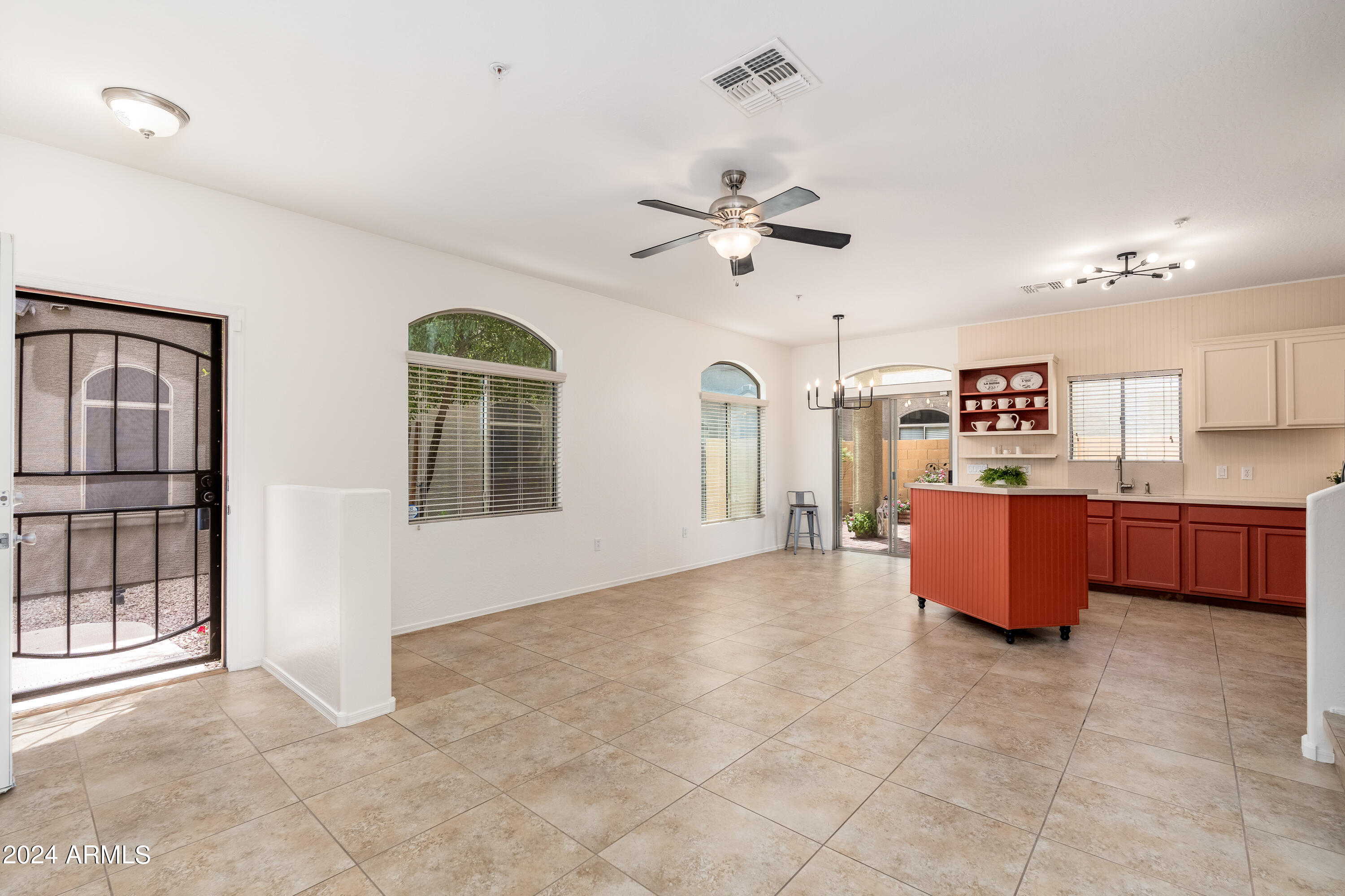 2150 East Bell Road, Unit 1045 Phoenix, AZ 85022 - Photo 12 of 41 2150 E Bell Rd UNIT 1045 - 06