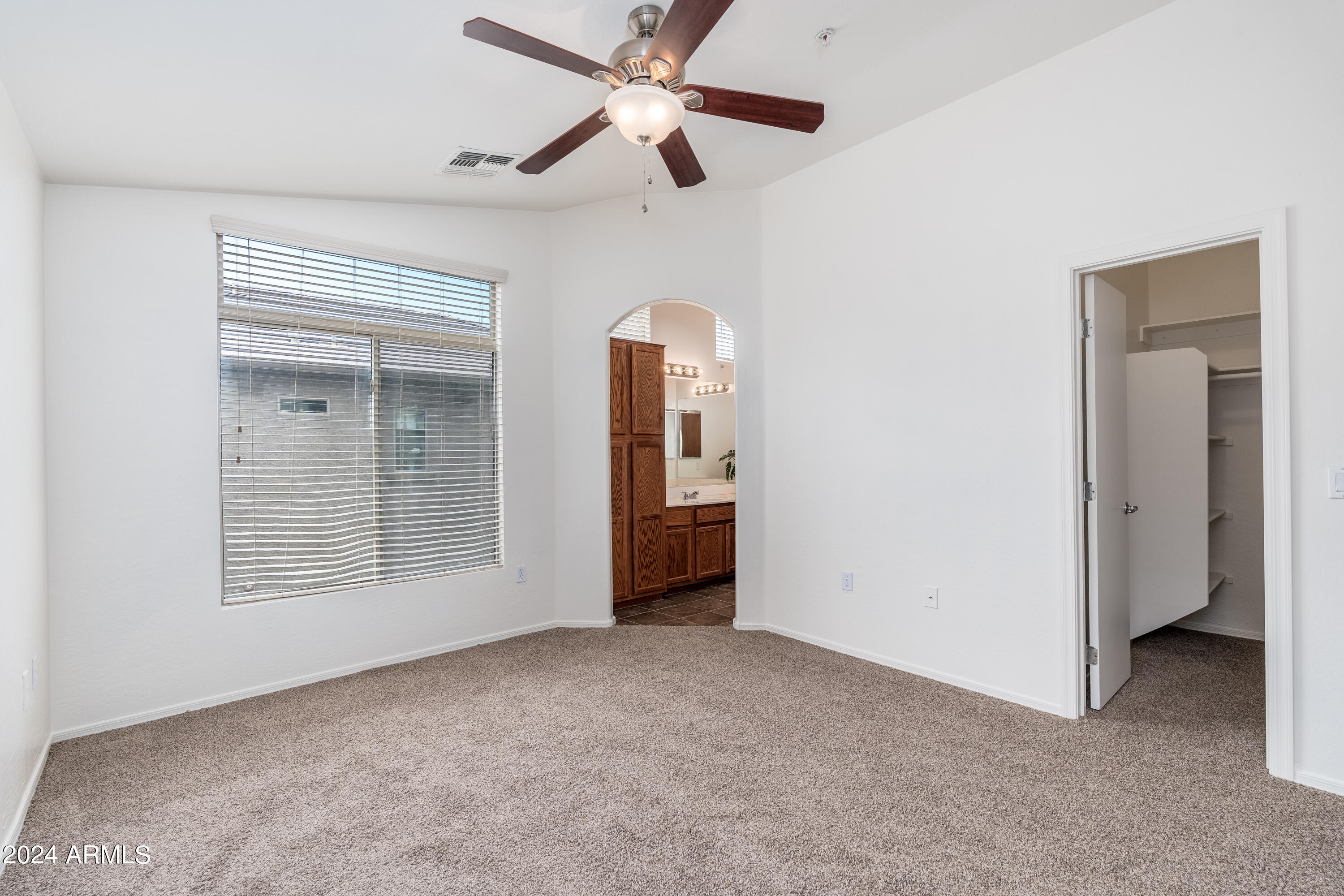 2150 East Bell Road, Unit 1045 Phoenix, AZ 85022 - Photo 21 of 41 2150 E Bell Rd UNIT 1045 - 22