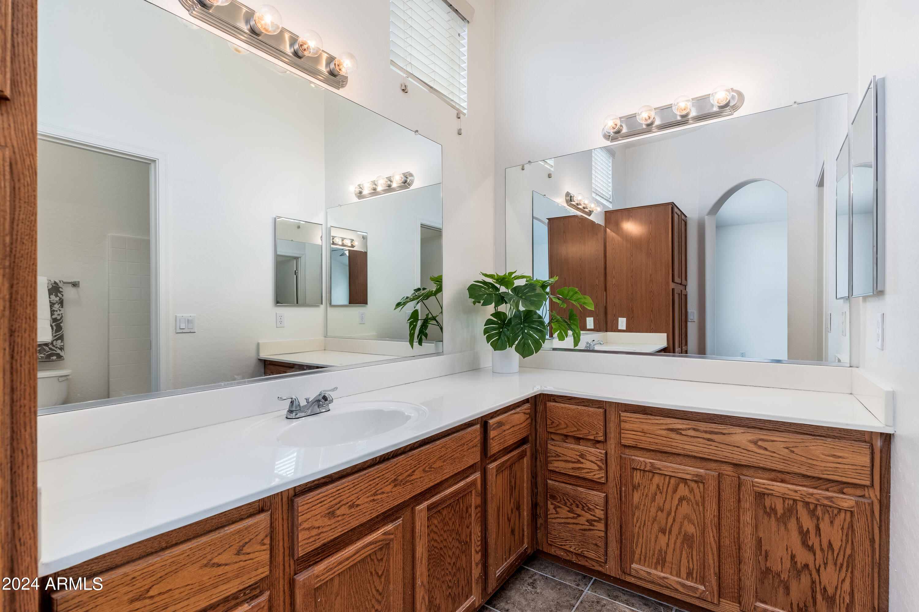 2150 East Bell Road, Unit 1045 Phoenix, AZ 85022 - Photo 22 of 41 2150 E Bell Rd UNIT 1045 - 24
