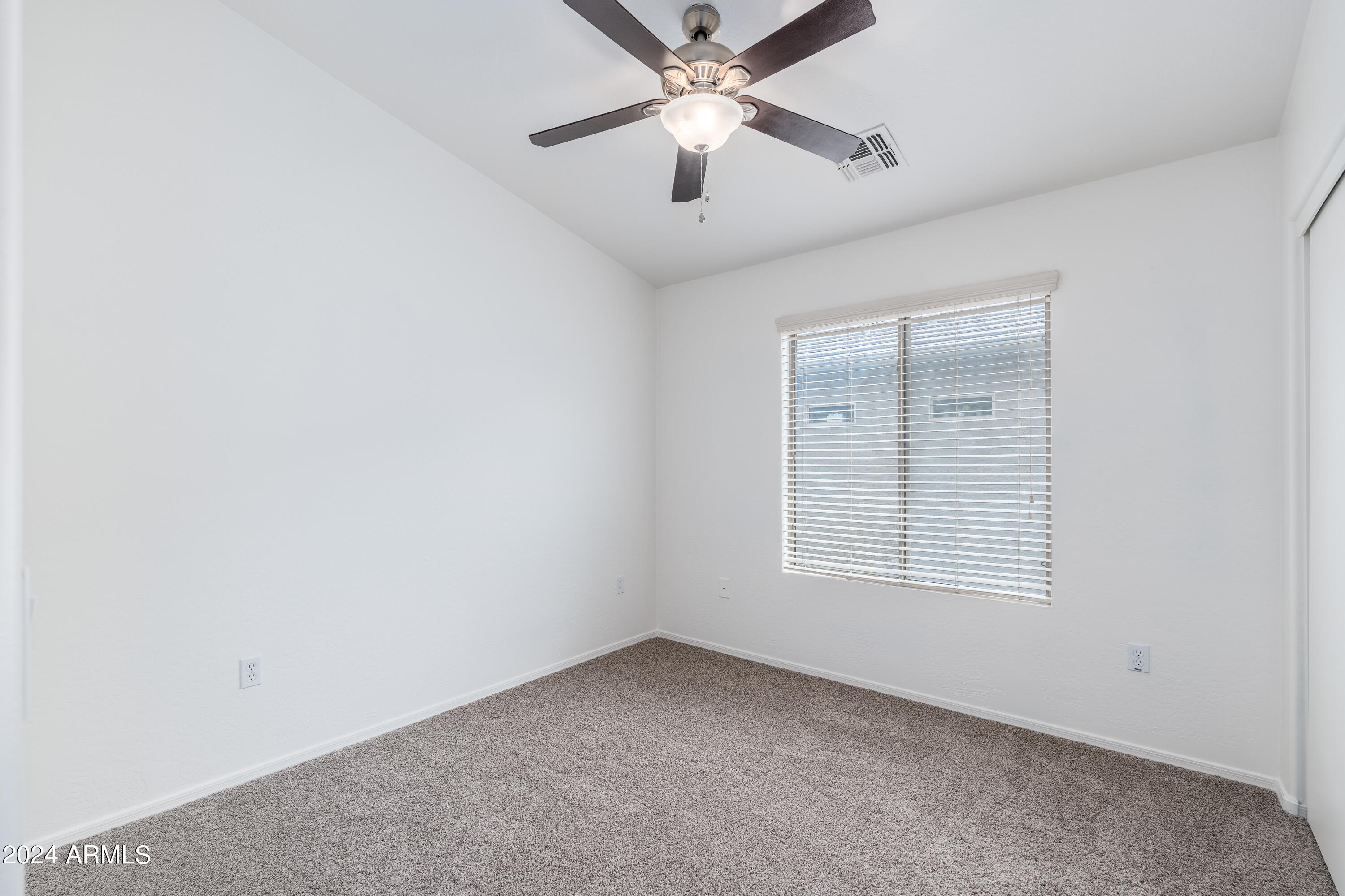 2150 East Bell Road, Unit 1045 Phoenix, AZ 85022 - Photo 27 of 41 2150 E Bell Rd UNIT 1045 - 29