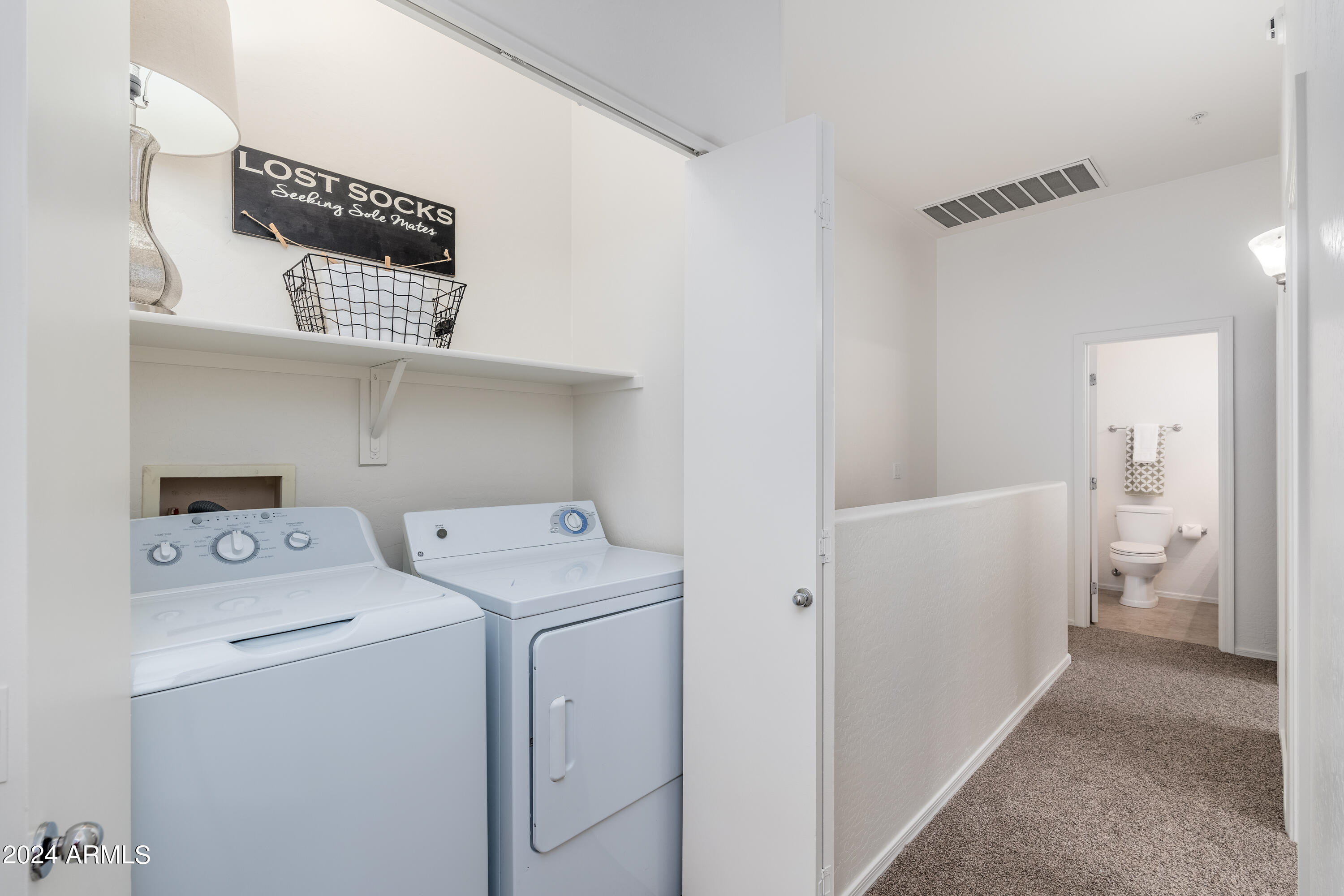 2150 East Bell Road, Unit 1045 Phoenix, AZ 85022 - Photo 31 of 41 2150 E Bell Rd UNIT 1045 - 33