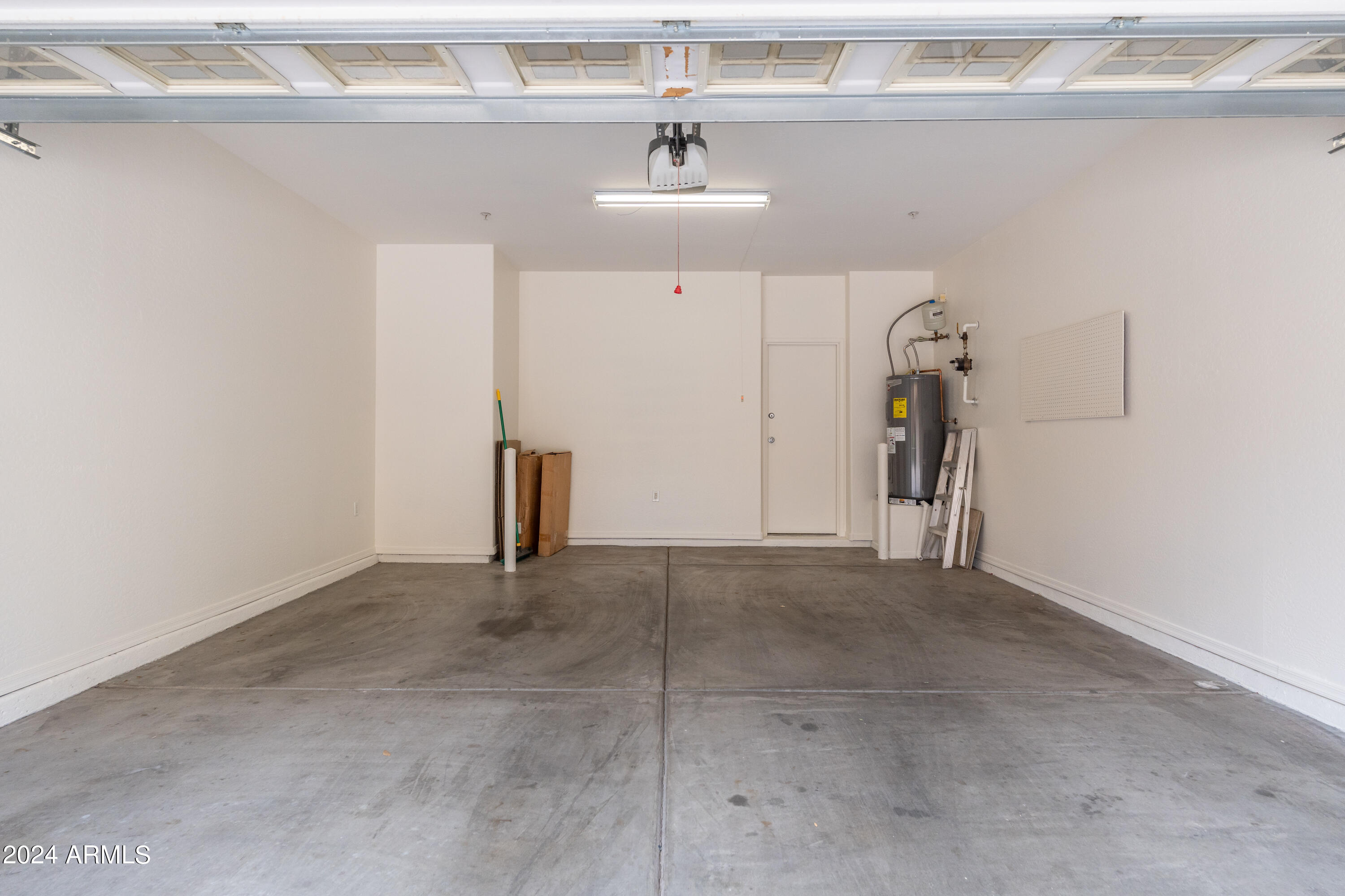 2150 East Bell Road, Unit 1045 Phoenix, AZ 85022 - Photo 32 of 41 2150 E Bell Rd UNIT 1045 - 34