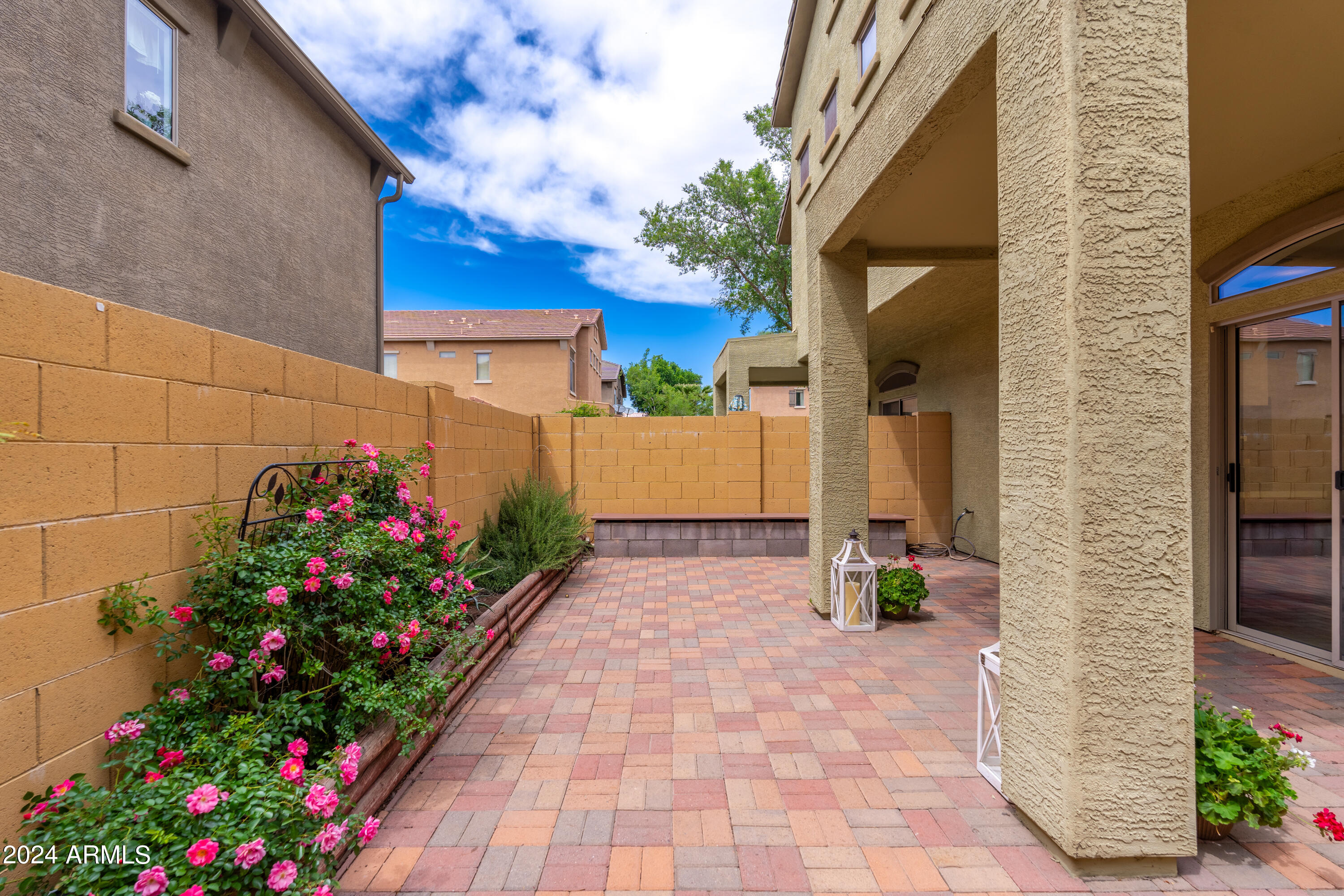 2150 East Bell Road, Unit 1045 Phoenix, AZ 85022 - Photo 35 of 41 2150 E Bell Rd UNIT 1045 - 38