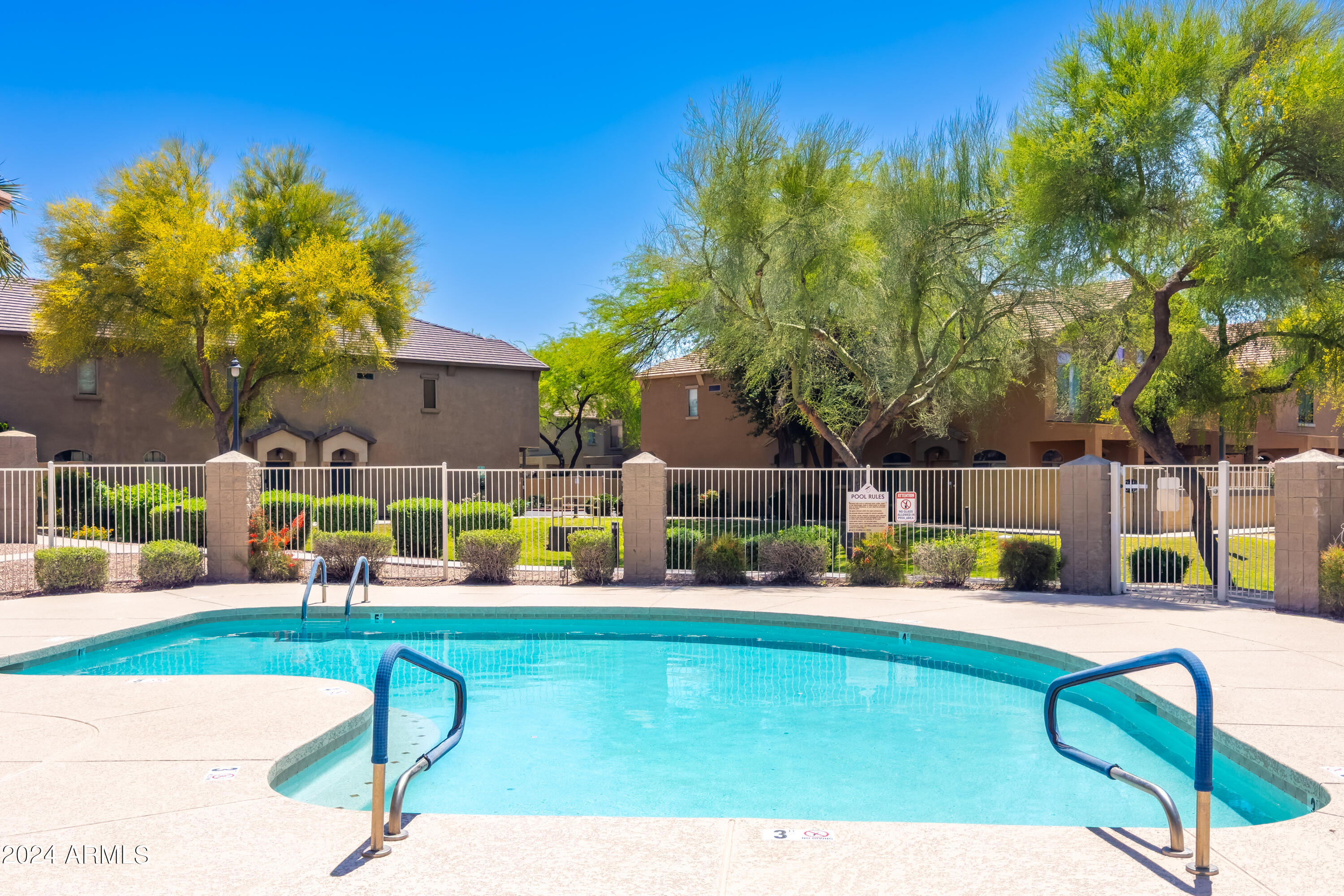 2150 East Bell Road, Unit 1045 Phoenix, AZ 85022 - Photo 38 of 41 Tre Bellavia - 04