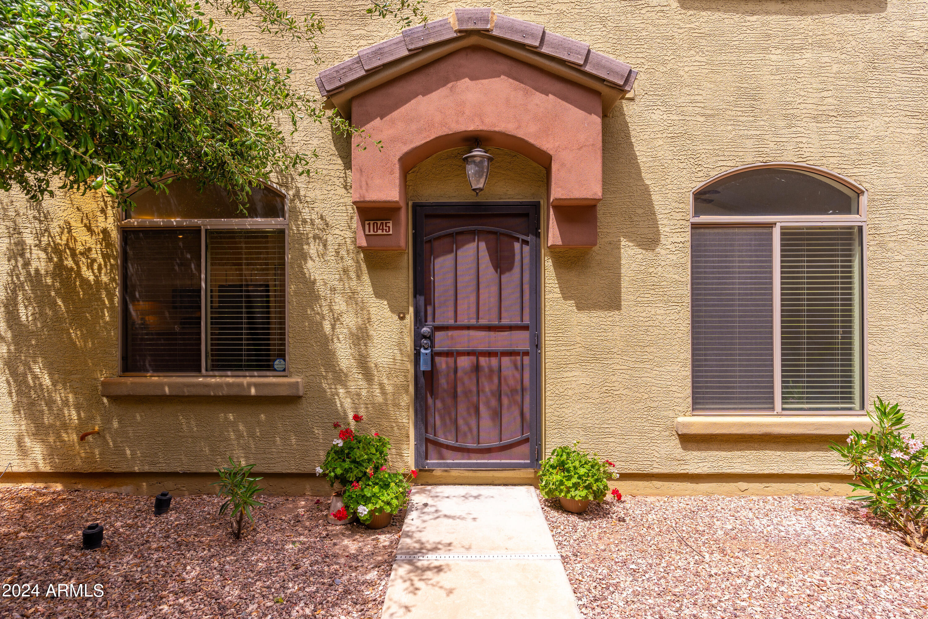 2150 East Bell Road, Unit 1045 Phoenix, AZ 85022 - Photo 6 of 41 2150 E Bell Rd UNIT 1045 - 05