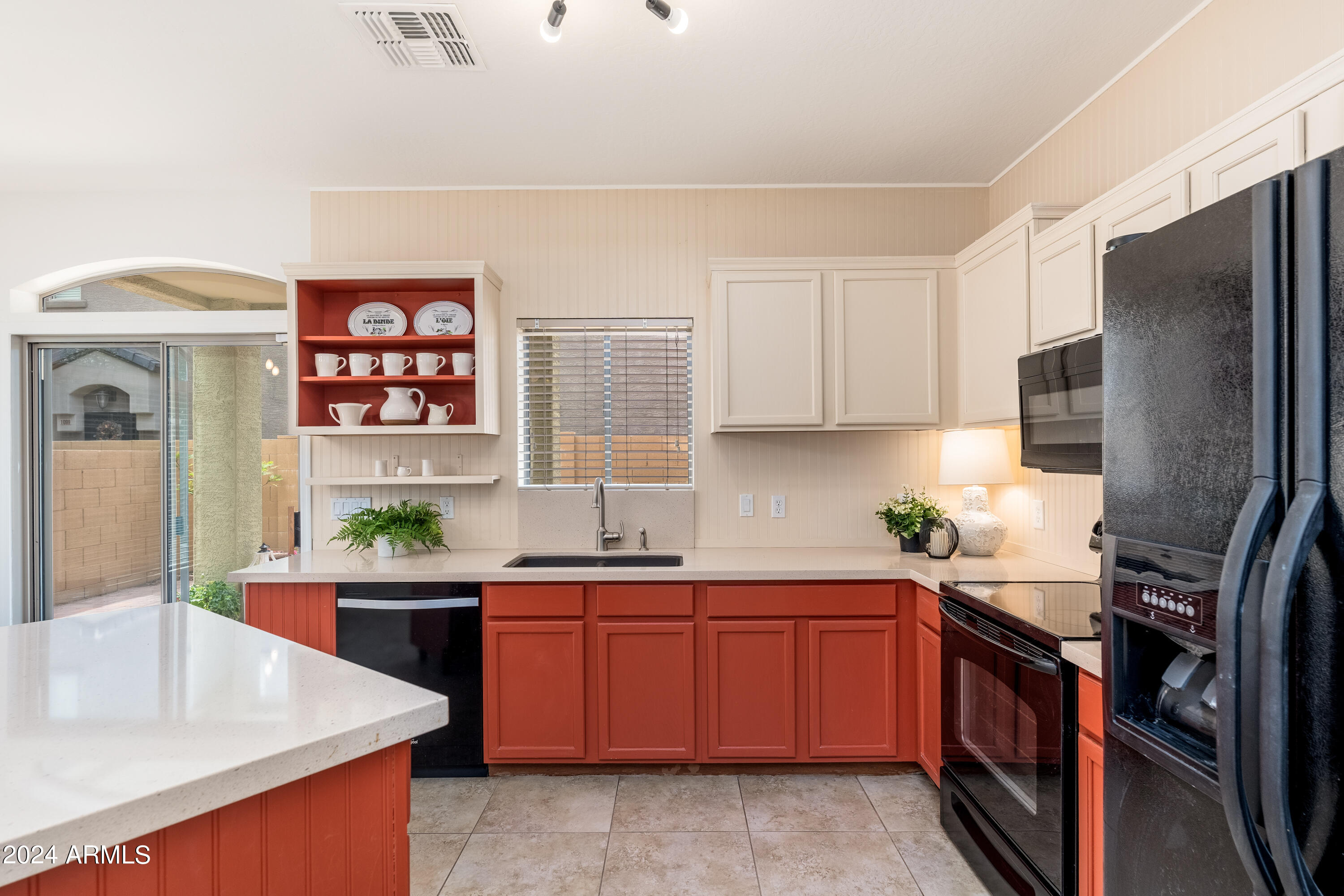 2150 East Bell Road, Unit 1045 Phoenix, AZ 85022 - Photo 9 of 41 2150 E Bell Rd UNIT 1045 - 14