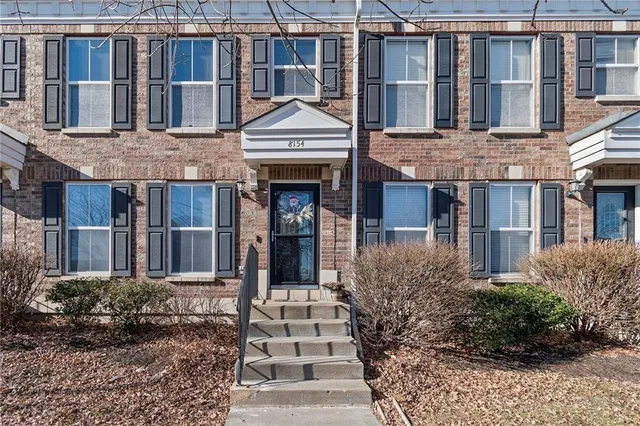 $215,000 | 8154 North Oakley Avenue, Kansas City, MO 64119